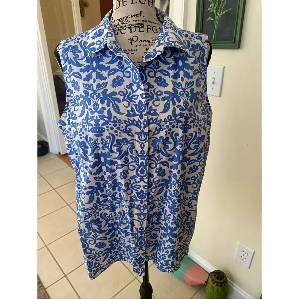 Talbots Wrinkle Resistant Sleeveless Stretch Blue Print Button Up
